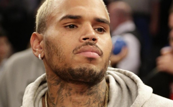 La police interrompe une immense fête de Chris Brown