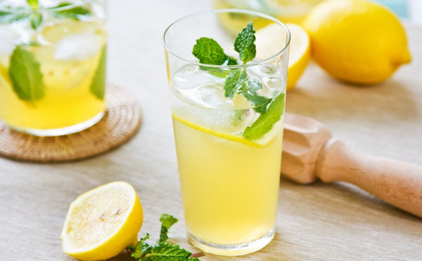 8 bonnes raisons de faire une detox naturelle avec du jus de citron