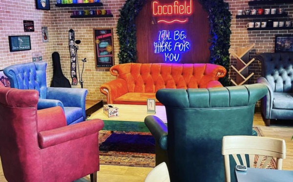 Un café inspiré par la série Friends ouvre à Casablanca