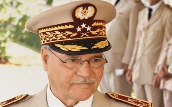 Le Roi, le Médecin-Général, le journaliste, le ministre, la maladie et moi