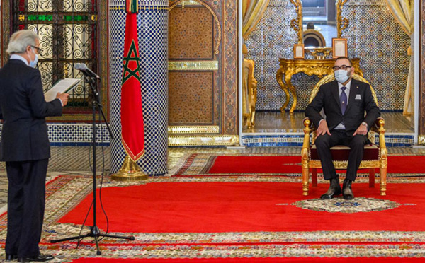 Wali Bank Al-Maghrib devant SM le Roi