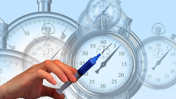 AstraZeneca : La 2ème dose du vaccin doit être prise avant le 28 août !