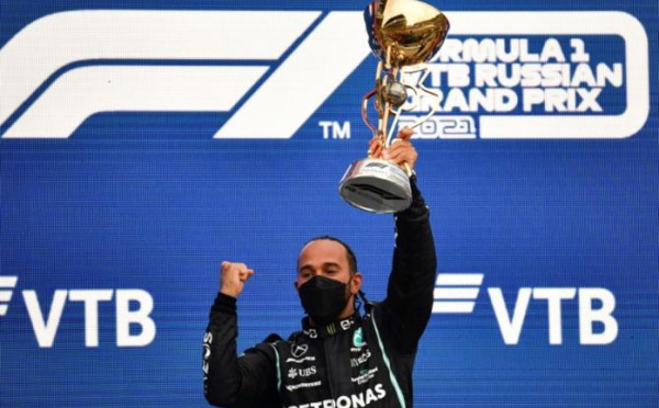 Formule 1 : Hamilton est le premier pilote à décrocher 100 victoires