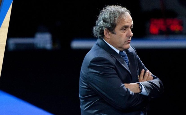 Fifa: Platini et Blatter renvoyés devant la justice