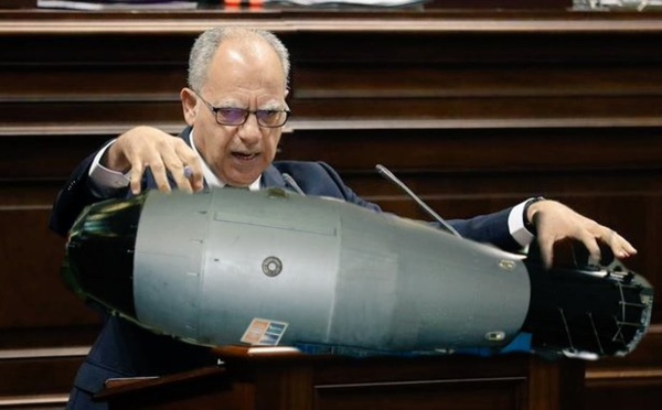 Bombarder un volcan pour le dévier ? 