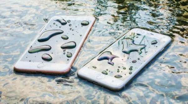 iPhone tombe dans l'eau ? des astuces pour le sauver