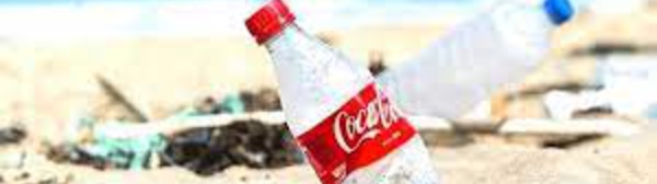 Coca-Cola est l’entreprise qui génère le plus de pollution plastique