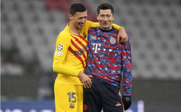 Lenglet s’explique sur la photo  avec Lewandowski