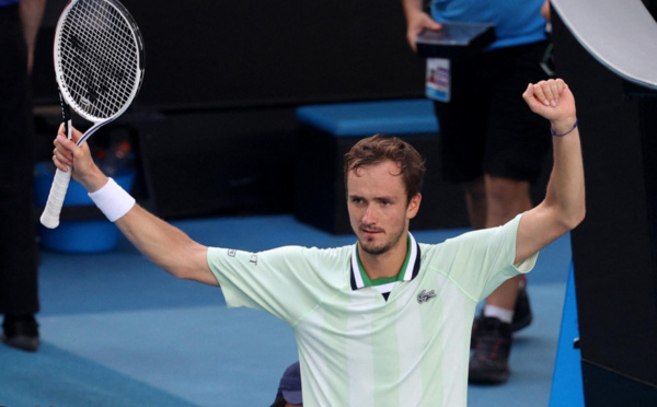 Open d'Australie : Medvedev accroché mais jouera les quarts