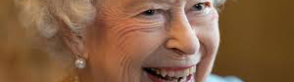 Sur Twitter et Instagram, des rumeurs annoncent le décès de la reine Elizabeth