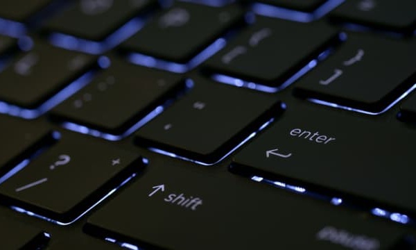 L'UE se prépare à fournir du matériel informatique à l'Ukraine