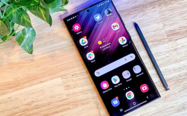 Jeux mobiles : Samsung s’explique sur les performances limitées des Galaxy S22