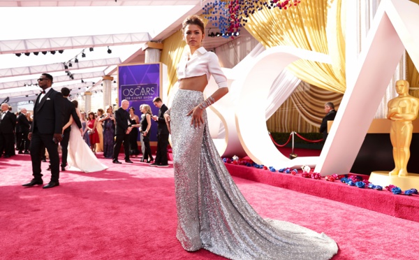 Oscars 2022 : Les looks les plus marquants du tapis rouge 