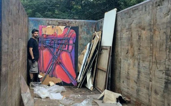 Des tableaux valant des millions de dollars retrouvés dans une benne à ordures