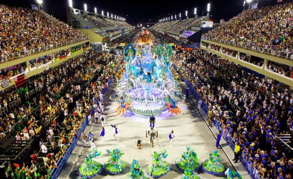 Après deux ans de pandémie, le carnaval de Rio est de retour
