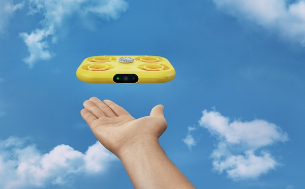 Snapchat lance un mini-drone pour les selfies