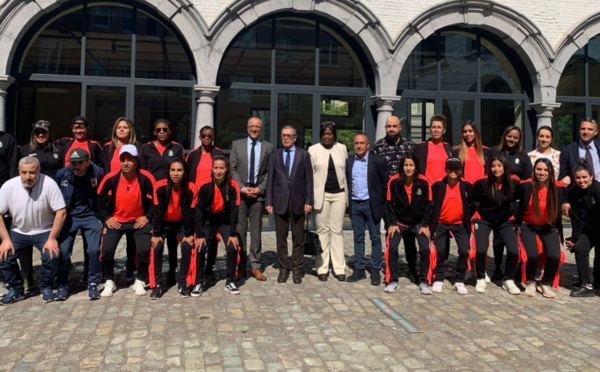 L’équipe de football féminin de Laâyoune reçue au Parlement bruxellois