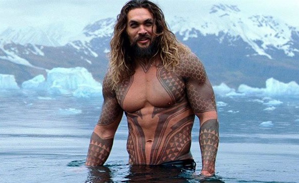 Jason Momoa appelle à l'action pour préserver les océans