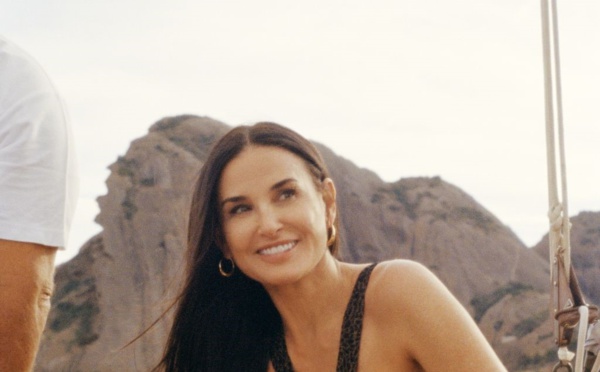 Demi Moore lance une collection de maillots de bain fabriquée au Maroc