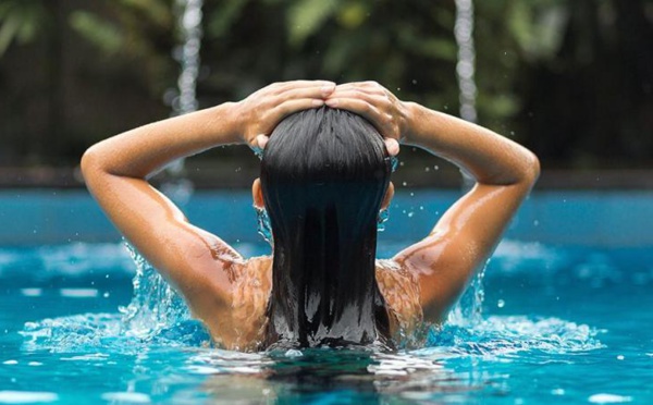 Le chlore de la piscine peut-il nuire à une coloration ?