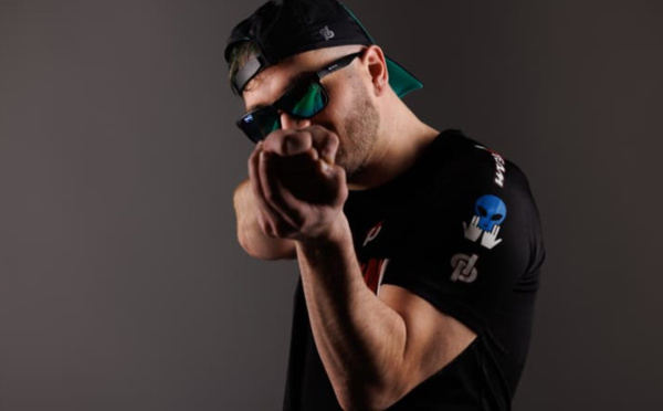 Jul surprend ses fans avec le nouveau titre "Ma belle"