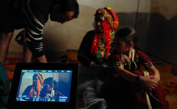 Le film documentaire "Tagzzayt" déchiffre les tatouages Amazighs