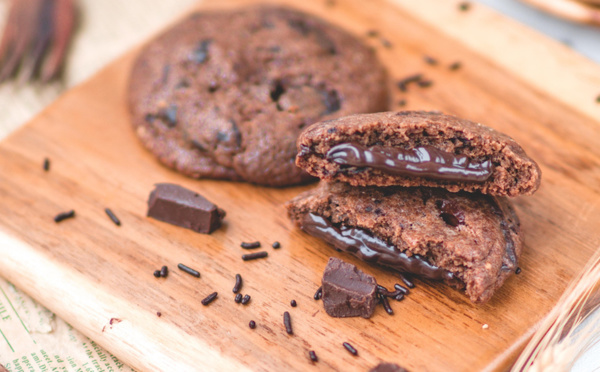 Cookies 100% chocolat avec un cœur coulant