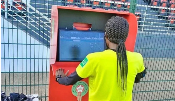  Une formation dans la technique du VAR au profit d'arbitres africains
