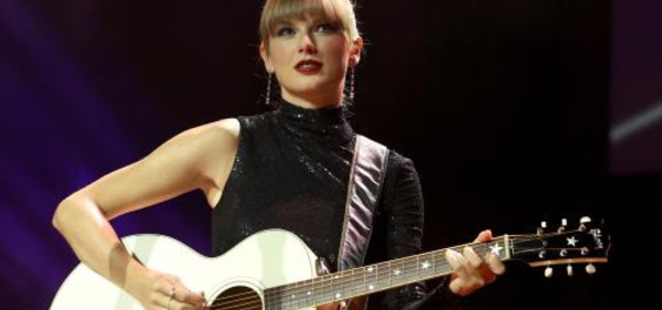 Record : Taylor Swift occupe tout le top 10 américain