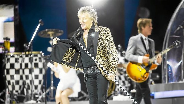 Coupe du monde : Rod Stewart refuse une offre d'un million de dollars pour chanter au Qatar