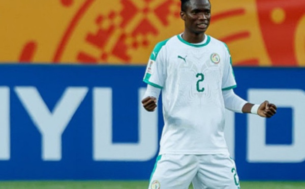 Le Sénégal remplace Mané par le jeune défenseur Moussa Ndiaye