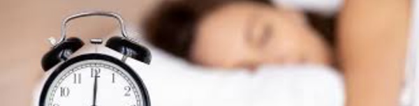 Les remèdes de grand-mère insolites qui aident à mieux dormir