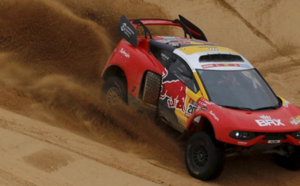Dakar 2023 : Loeb s'offre une troisième victoire, Sainz s'enlise