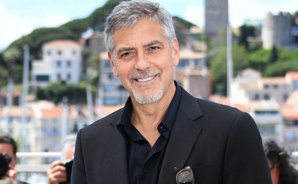 George Clooney a donné 20.000 euros pour aider un village après les inondations de 2021