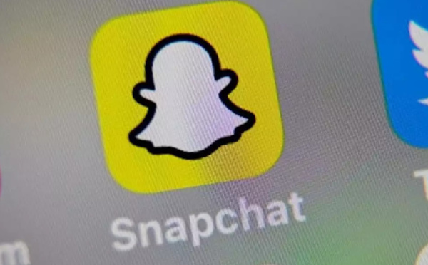 Snapchat ajoute une IA basée sur ChatGPT