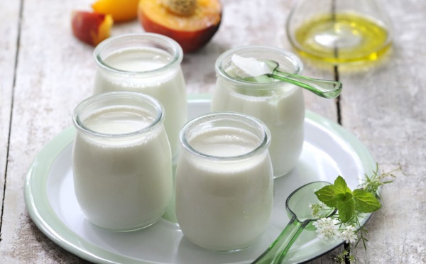 Découvrez la recette facile de yaourt maison sans yaourtière