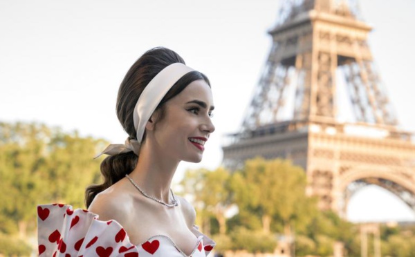 Le tournage d'“Emily in Paris” retardé à cause de la grève des scénaristes