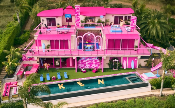 Expérience exclusive : louez la maison de Barbie sur Airbnb !
