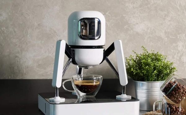 Découvrez la cafetière futuriste d'LG, inspirée de la mission Apollo 11