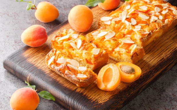Cake facile et moelleux aux abricots