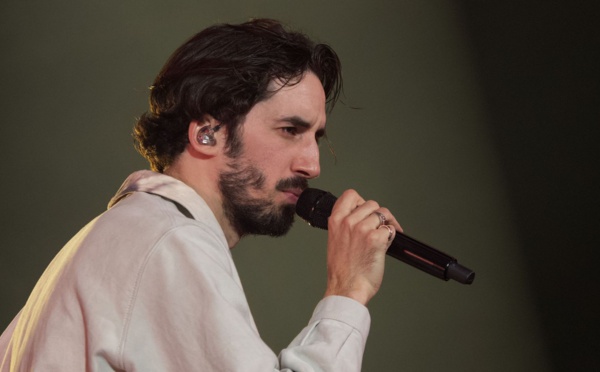 Le rappeur Lomepal nie les accusations de viol et prévoit de coopérer avec la justice