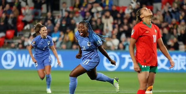 Coupe du Monde féminine : Fiers de vous ,  Bravo à nos Lionnes