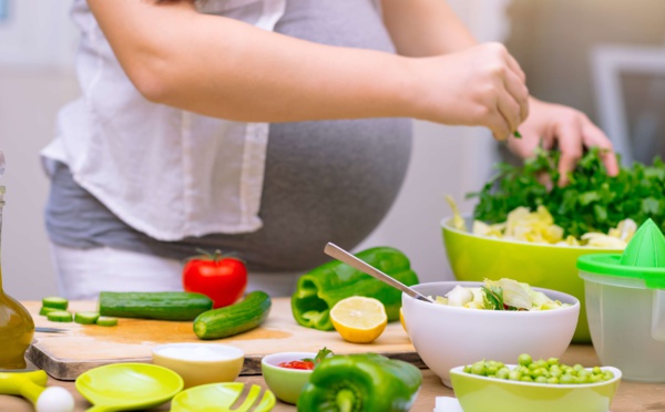 Des aliments essentiels à intégrer pour une grossesse saine