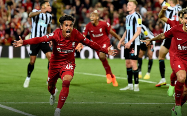 Premier League : Liverpool, à dix pendant une heure, renverse Newcastle
