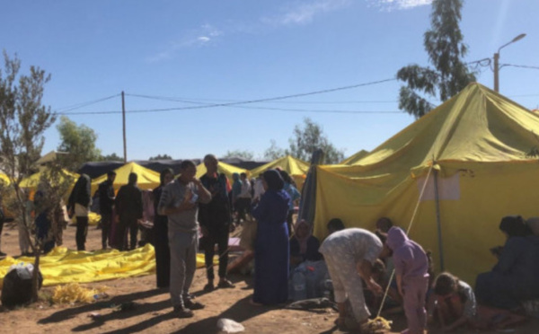 Fondation Mohammed V : installation des tentes pour les victimes du séisme