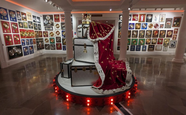 Record : la vente des objets de Freddie Mercury dépasse 40 millions de livres sterling !