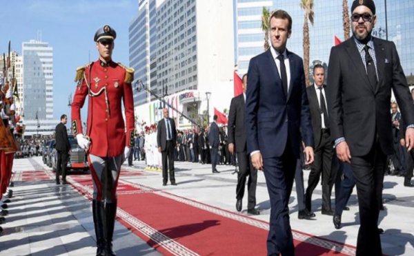 Le Roi réfléchi et le président bavard