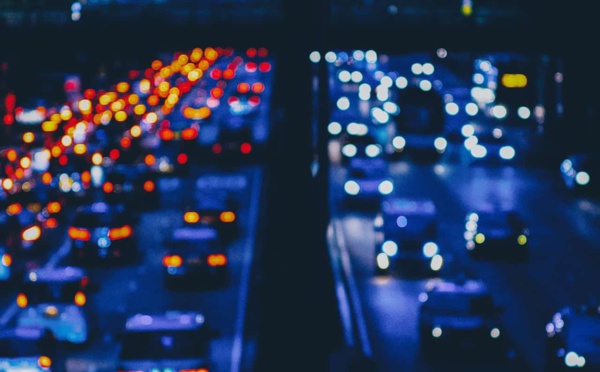 Comment l’intelligence artificielle de Google fait baisser les émissions des voitures sur nos routes