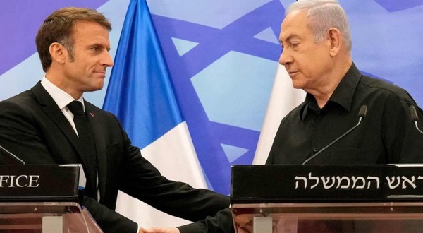 Les aventures de Monsieur Macron en Israël