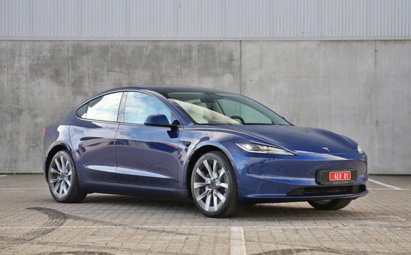 Marché automobile novembre 2023 : record historique pour les électriques grâce à la Tesla Model 3 Highland